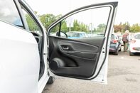 Toyota Yaris VVT-I DESIGN 14