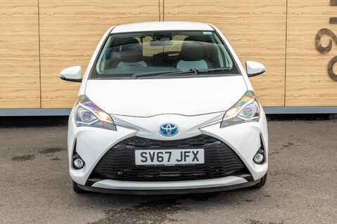 Toyota Yaris VVT-I DESIGN 5