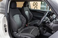 Mini Hatch COOPER 28