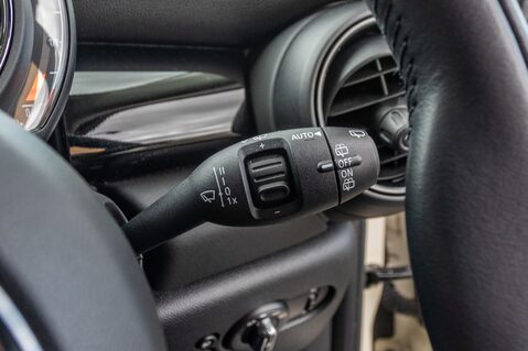 Mini Hatch COOPER 18