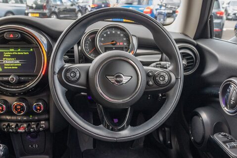 Mini Hatch COOPER 21