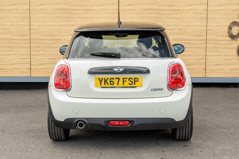 Mini Hatch COOPER 6