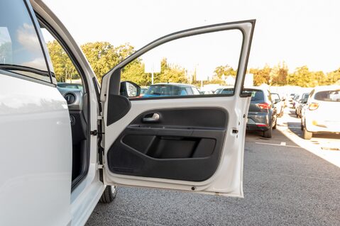 Volkswagen Up HIGH UP TSI 14