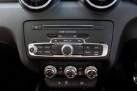 Audi A1 TFSI BLACK EDITION NAV 33