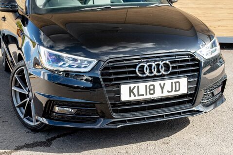 Audi A1 TFSI BLACK EDITION NAV 10