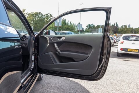 Audi A1 TFSI BLACK EDITION NAV 14