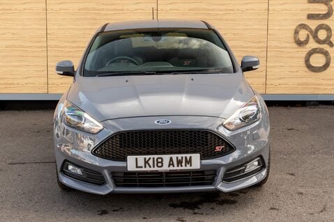Ford Focus ST-3 5