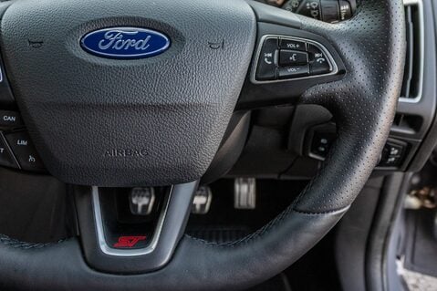 Ford Focus ST-3 19