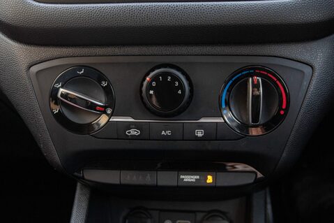 Hyundai i20 T-GDI PLAY 31