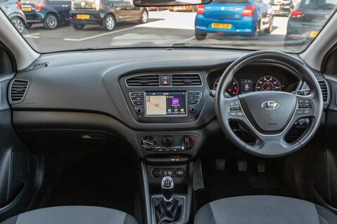 Hyundai i20 T-GDI PLAY 3