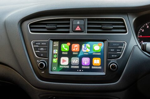 Hyundai i20 T-GDI PLAY 28