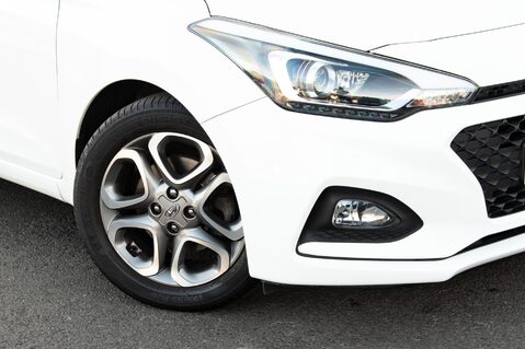 Hyundai i20 T-GDI PLAY 11