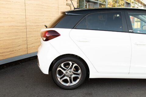 Hyundai i20 T-GDI PLAY 7