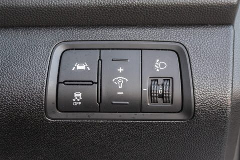 Hyundai i20 T-GDI PLAY 16
