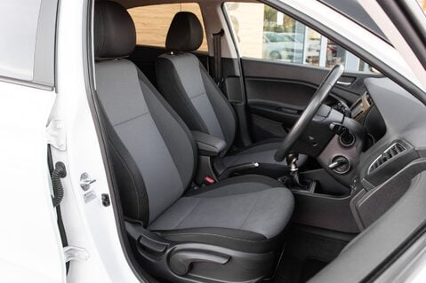 Hyundai i20 T-GDI PLAY 29