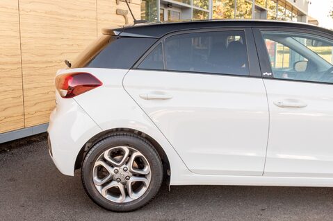 Hyundai i20 T-GDI PLAY 7