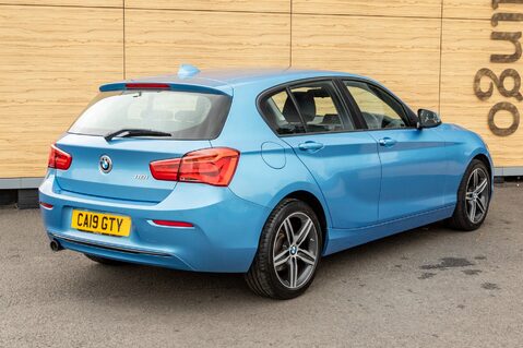 BMW 1 Series 118I SPORT 2