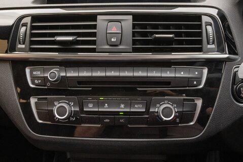 BMW 1 Series 118I SPORT 31