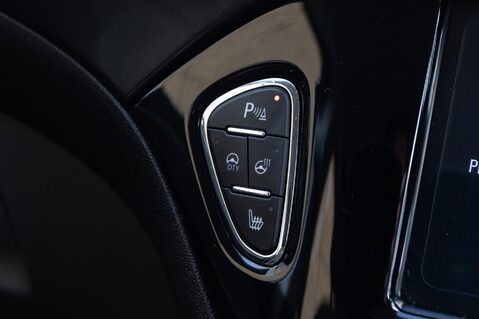 Vauxhall Corsa SE 17