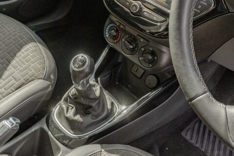 Vauxhall Corsa SE 30