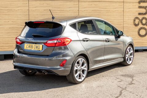 Ford Fiesta ST-LINE X 2