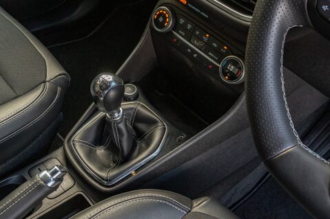 Ford Fiesta ST-LINE X 30