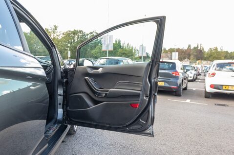 Ford Fiesta ST-LINE X 14