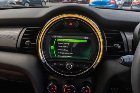 Mini Hatch COOPER SPORT 24