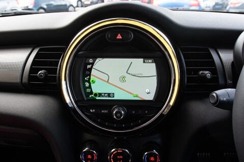 Mini Hatch COOPER SPORT 23