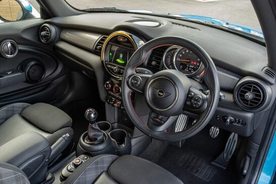 Mini Hatch COOPER SPORT
