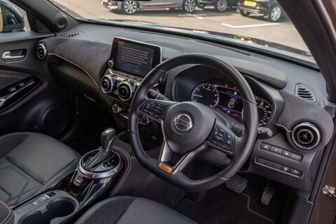 Nissan Juke DIG-T TEKNA PLUS DCT 4