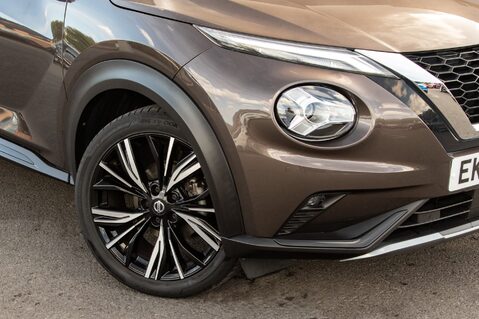 Nissan Juke DIG-T TEKNA PLUS DCT 11