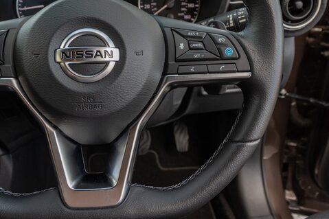 Nissan Juke DIG-T TEKNA PLUS DCT 20