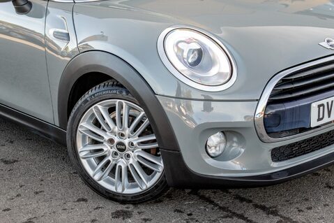 Mini Hatch COOPER 11