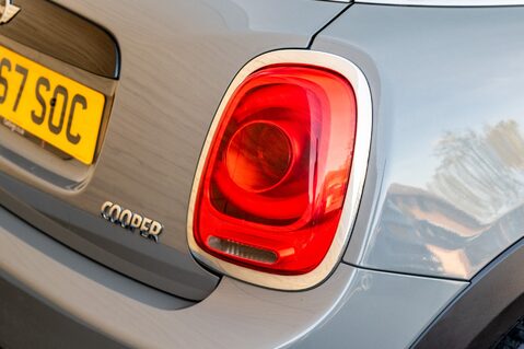 Mini Hatch COOPER 9