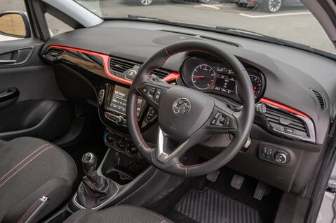 Vauxhall Corsa SRI NAV 4