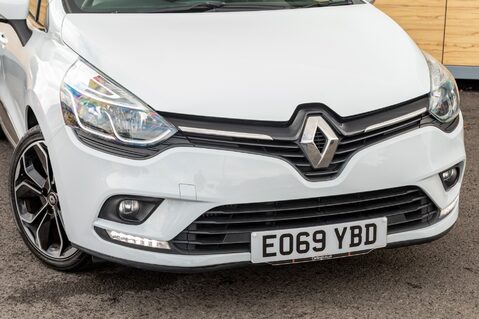 Renault Clio ICONIC TCE 10