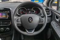 Renault Clio ICONIC TCE 22