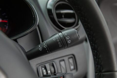 Renault Clio ICONIC TCE 19