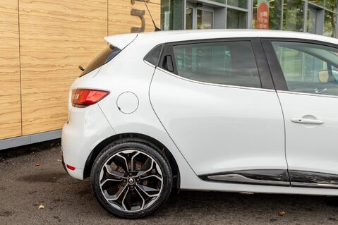 Renault Clio ICONIC TCE 7