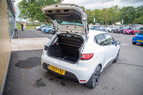 Renault Clio ICONIC TCE 35