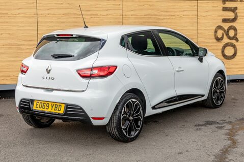 Renault Clio ICONIC TCE 2