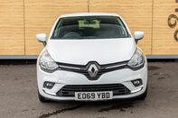 Renault Clio ICONIC TCE 5