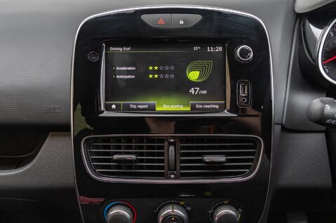 Renault Clio ICONIC TCE 26