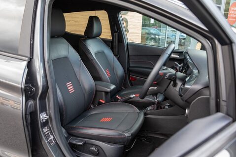 Ford Fiesta ST-LINE X 29