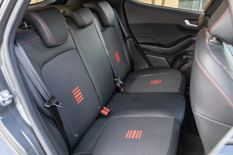 Ford Fiesta ST-LINE X 32