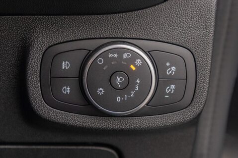 Ford Fiesta ST-LINE X 16