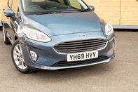 Ford Fiesta TITANIUM 10