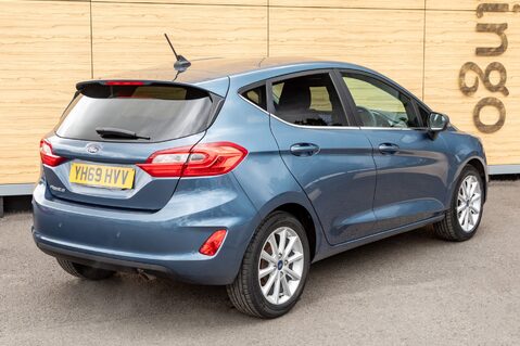 Ford Fiesta TITANIUM 2