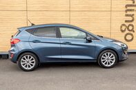 Ford Fiesta TITANIUM 12